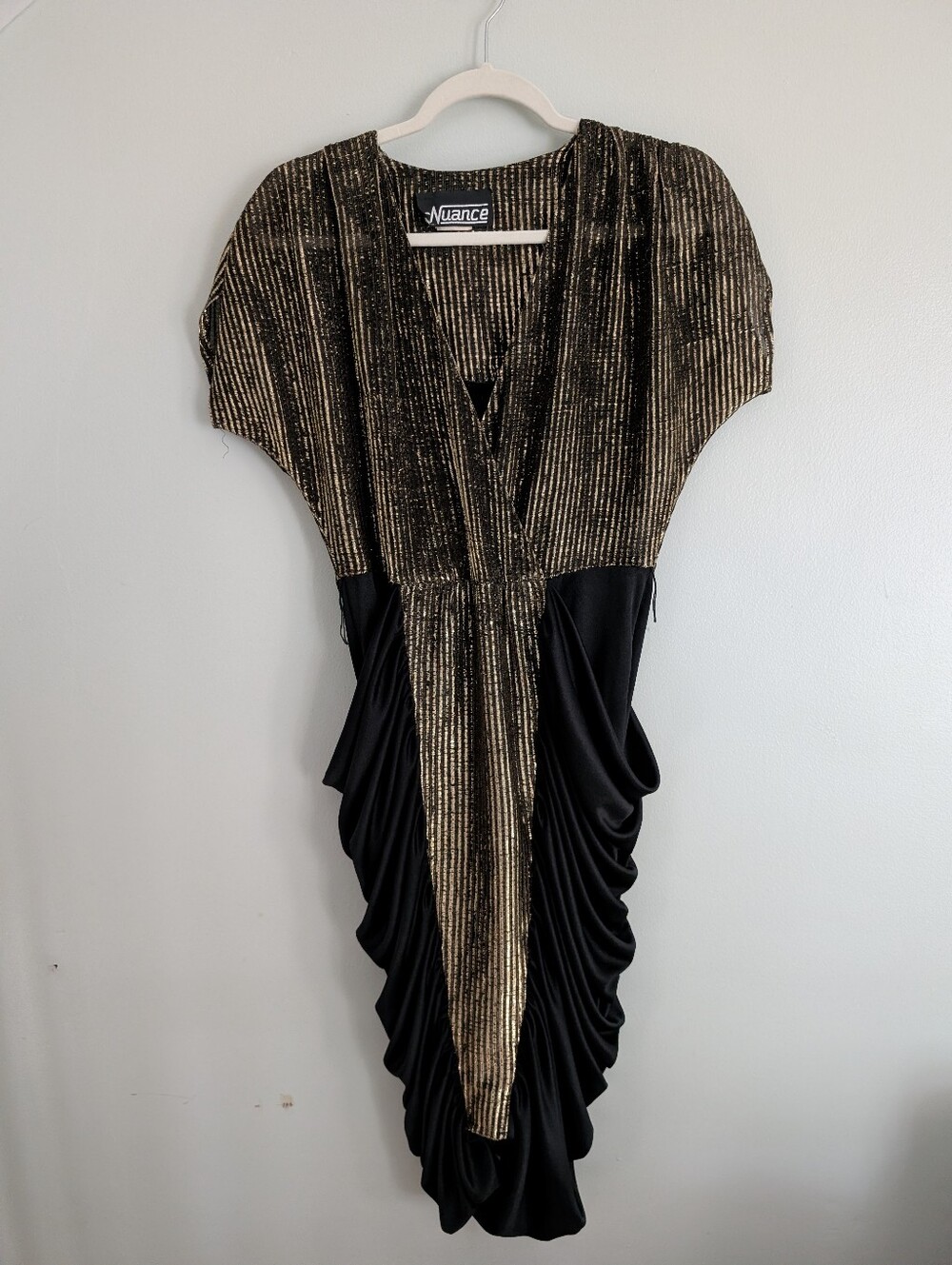 Vtg‎ 80s Nuance Black and Gold Ruched Cocktail Dress With Puff Sleeves V Neck